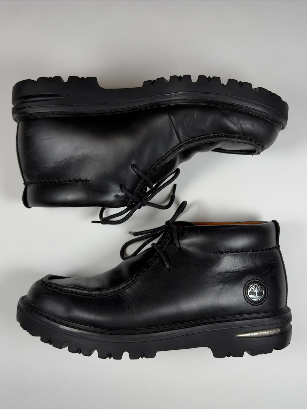 Timberland 17004 Heritage Black Leather Chukka Boots Men's 11.5 M Lug Sole Logo